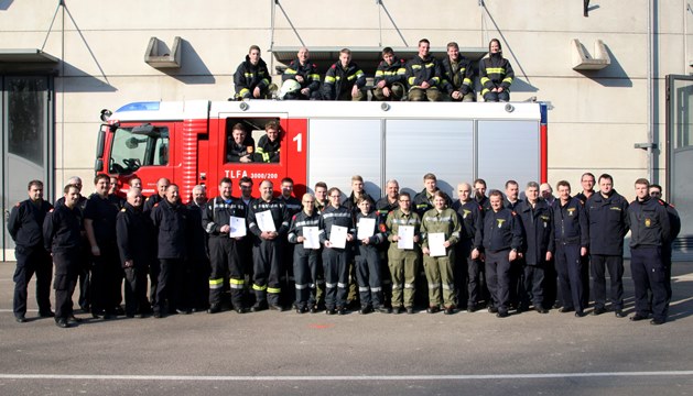 Freiwillige Feuerwehr Krems/Donau - Pilotmodul Abschluss Truppmann im Bezirk Krems durchgefhrt